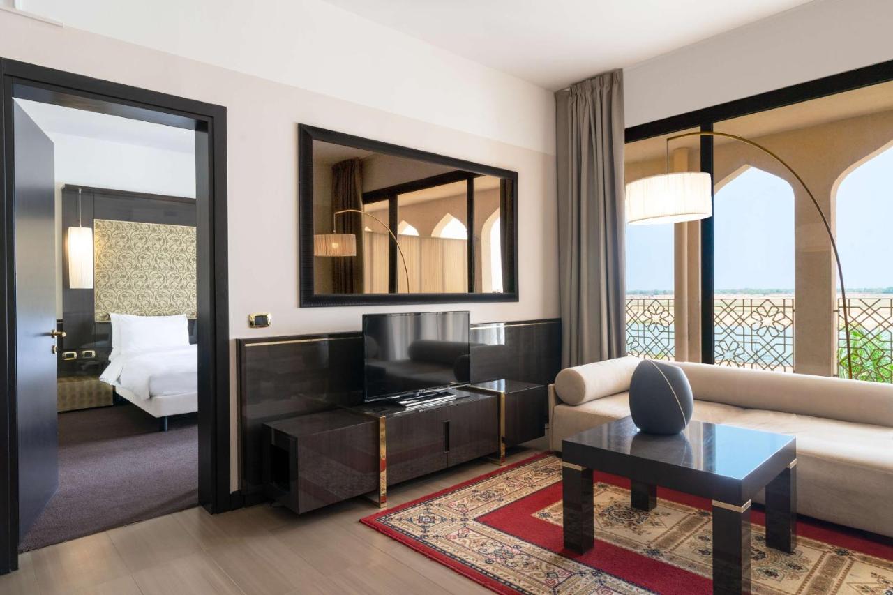 Radisson Blu Hotel NʼDjamena 외부 사진