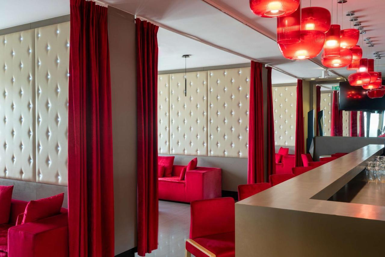 Radisson Blu Hotel NʼDjamena 외부 사진