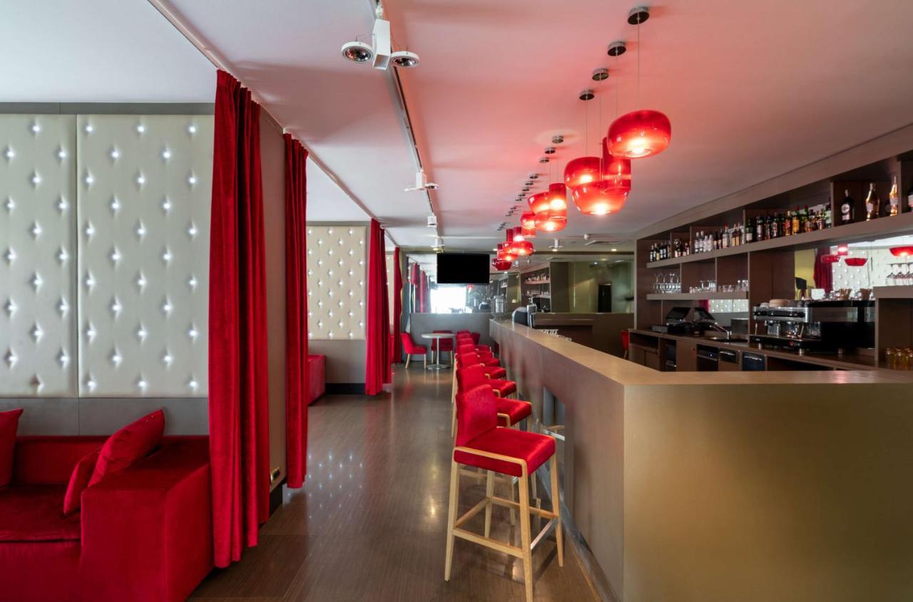Radisson Blu Hotel NʼDjamena 외부 사진