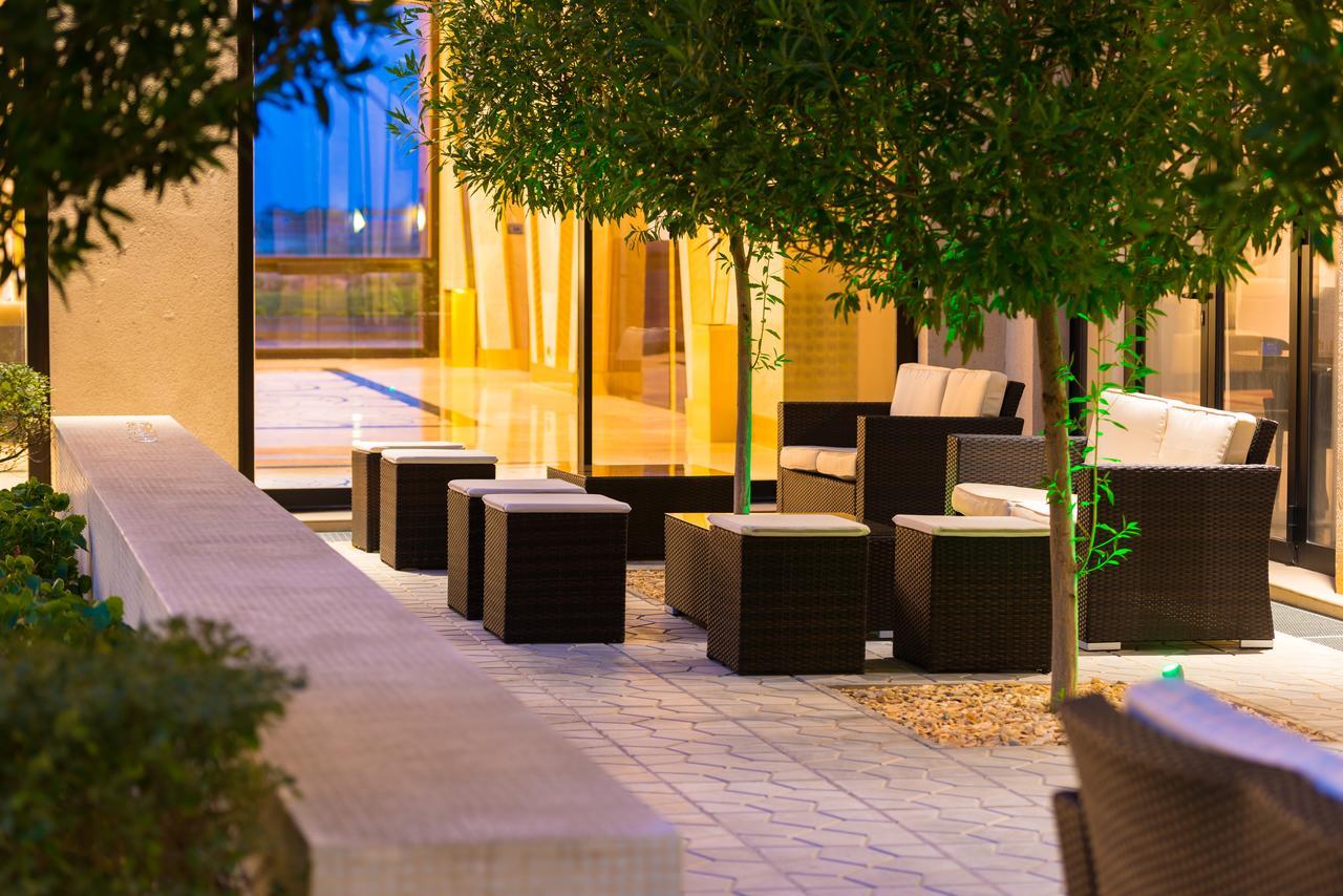 Radisson Blu Hotel NʼDjamena 외부 사진